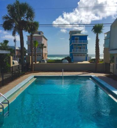 West Panama City Beach Hotel | The Catalina