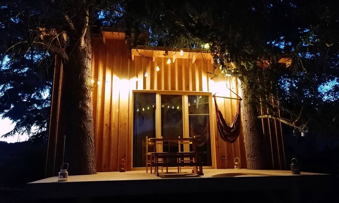 Saint-Arailles Cabin | The Cedar.