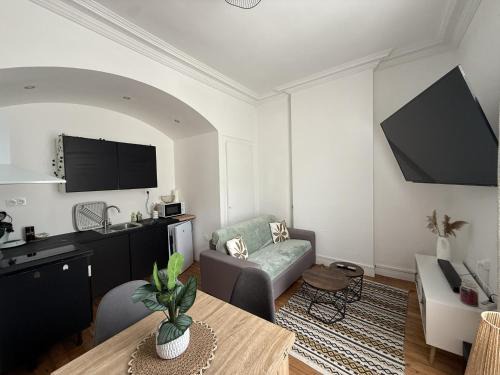 Ecommoy Apartment | The Central - 5p - Rêve au Mans