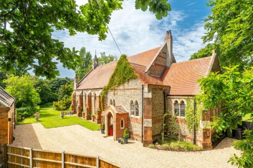 Bintree House | The Chapel