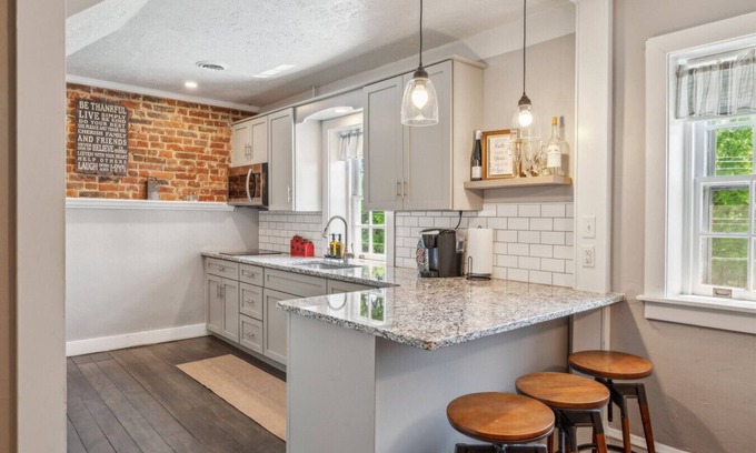 Rising Sun Apartment | The Charming Nest on an Amish Equestrian Farm