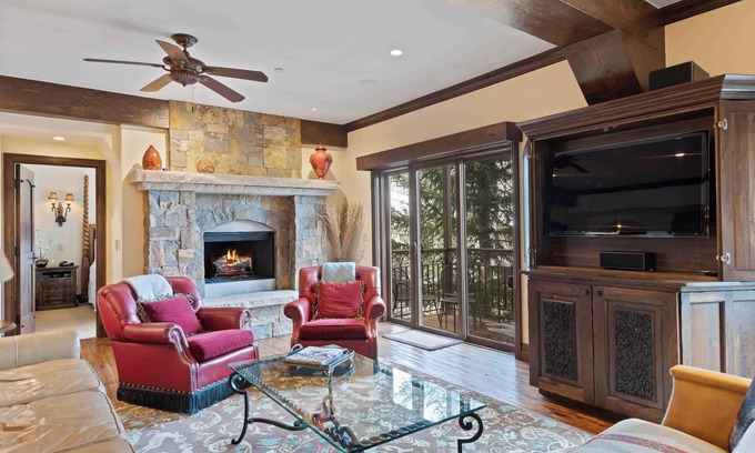 Beaver Creek Condo | The Charter at Beaver Creek E340