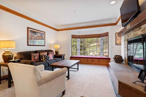 Beaver Creek Apartment | The Charter at Beaver Creek B230