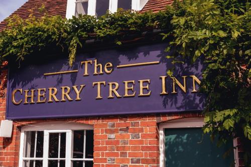 Stoke Row Hotel | The Cherry Tree Inn