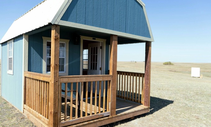 Redcliff House | The Chickadee Cabin, The Chickadee Cabin on the Hill