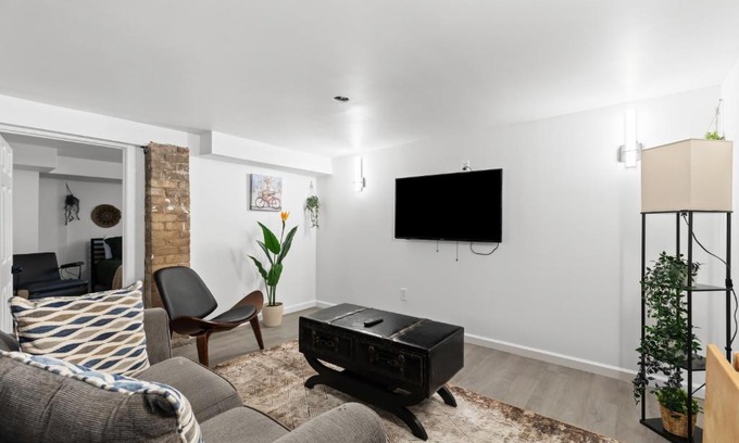 Detroit Apartment | The Chill Cellar