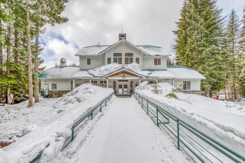 Government Camp House | The Chinook Lodge at Government Camp - Meredith Lodging