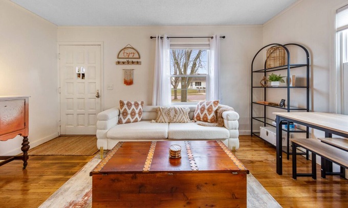 Saint James House | The Christine - 3 bed, 2 bath house has wifi, a work space, and 3 season porch.