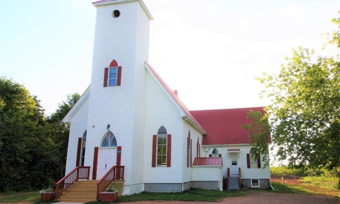Bayfield House | The Church House in New Brunswick