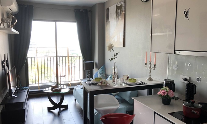 Sukhumvit Condo | The City Never Sleeps