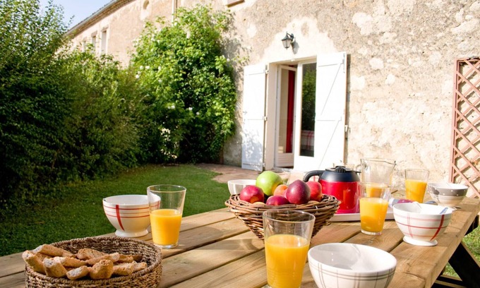 Condom Other | The Clairette de Gascogne, space and comfort