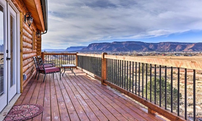 Kanab House | The Cliffrose Cabin - Hike, Relax, Explore!