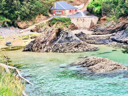 Suegos House | The Cliffs - Cala Porto do Val