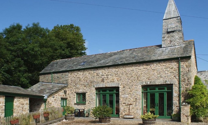 Ivybridge House | The Clock House