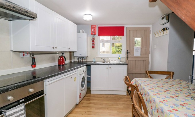 Swineford Cottage | The Coach House