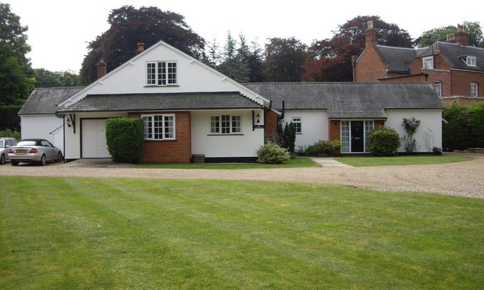 Shepreth Bed & Breakfast | The Coach House