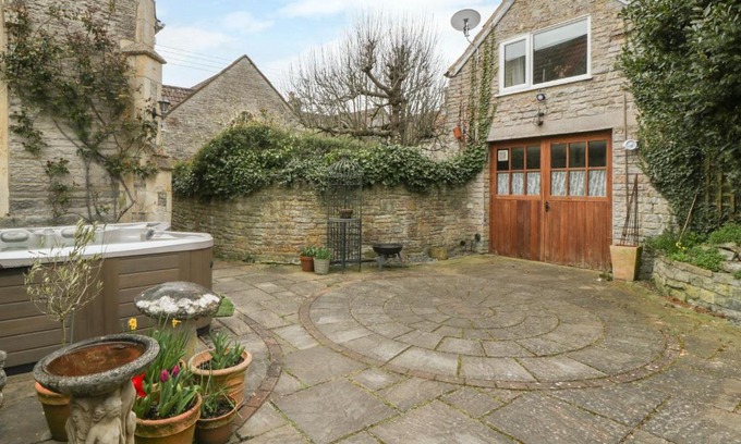 Somerton House | The Coach House