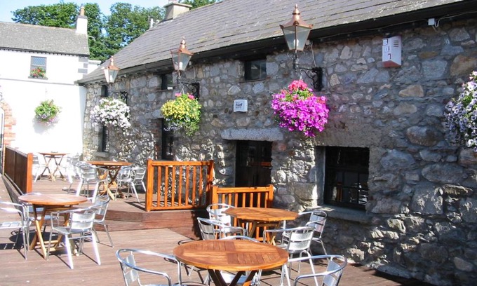 Roundwood Bed & Breakfast | The Coach House
