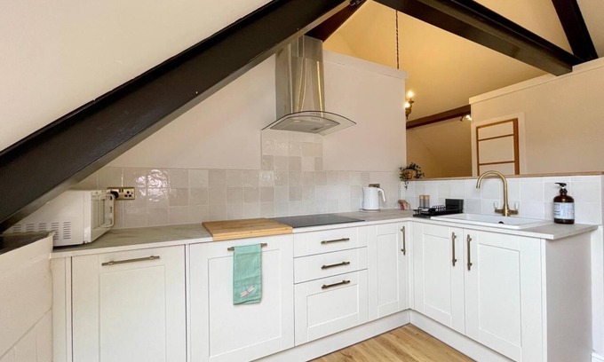 Harthill Apartment | The Coach House is nestled in the beautiful village of Harthill