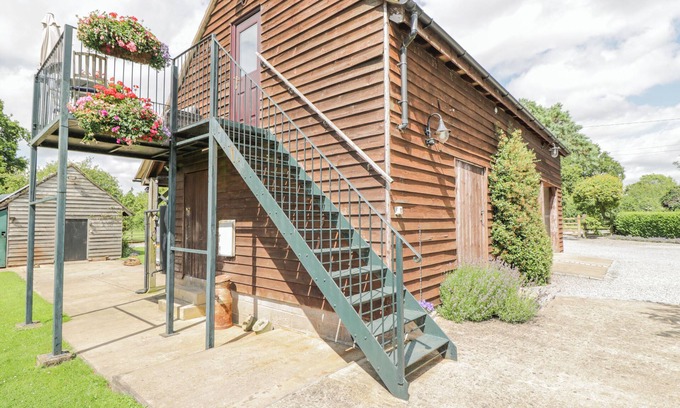 Newent House | THE COACH HOUSE, romantic in Newent