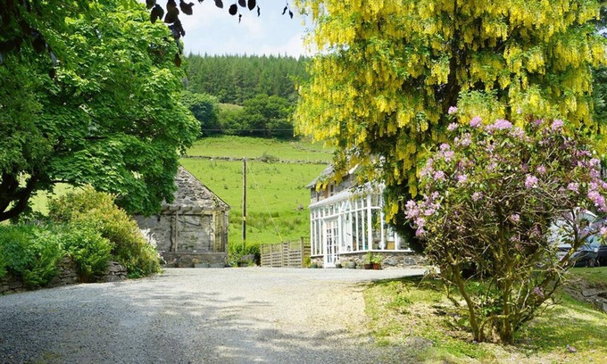 Penmachno Cottage | The Coach House - Two Bedroom Cottage, Sleeps 4