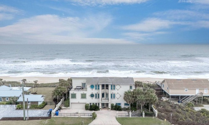 South Ponte Vedra Beach Apartment | The Coastal Splendor