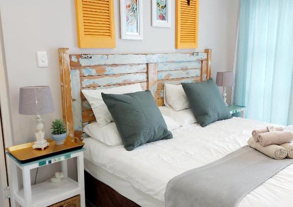 Kidd's Beach House | The Coelacanth Guest House And Beach Thyme Self Catering