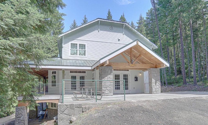 Government Camp House | The Coho Lodge at Government Camp - Meredith Lodging