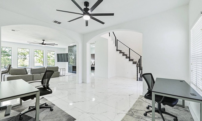 The Colony House | The Colony Overlook: 4-Bedroom Grandeur