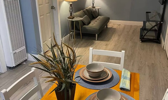 Oildale Apartment | The comfiest spot