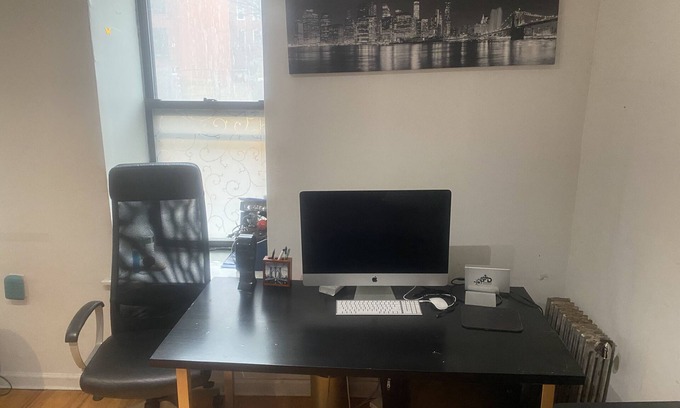 Bedford-Stuyvesant Apartment | The comfy warm inviting place- 20 minutes to Manhattan