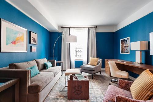 Downtown Richmond Hotel | The Commonwealth