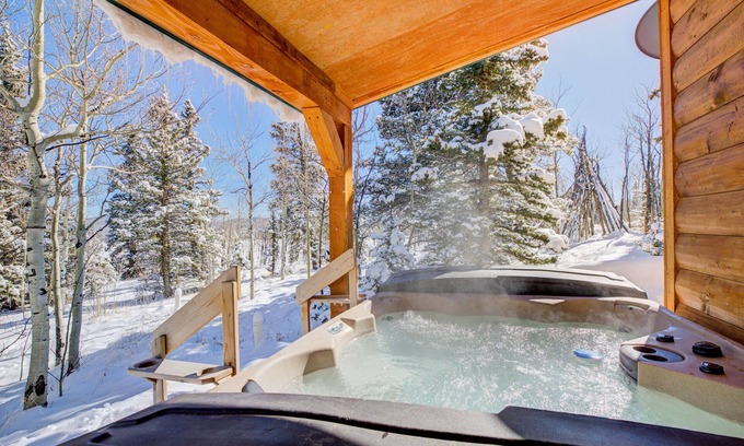 Indian Mountain Cabin | The Como Cabin | Hot Tub | Games | Firepit!