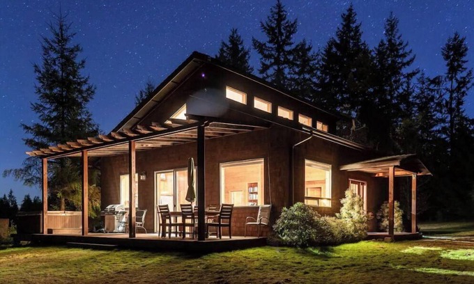 Port Angeles House | The Compass Rose. Your Gateway To Olympic National Park And Olympic Peninsula