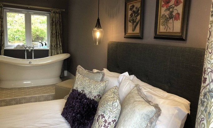 Dunblane Cottage | The Cottage, a romantic getaway