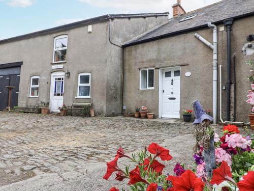 Kenn House | The Cottage