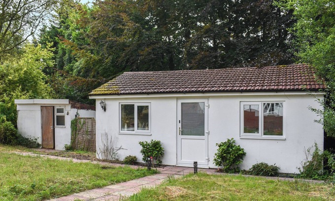 Chipstead Cottage | The Cottage - UK47807