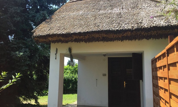 Keszthely House | The Cottage with thatched reed rooftop