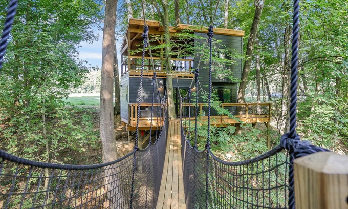 Rockbridge House | The Country Club Treehouse