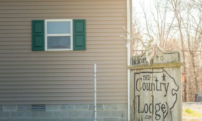 New Haven Cabin | The Country Lodge-Southern Illinois Getaway