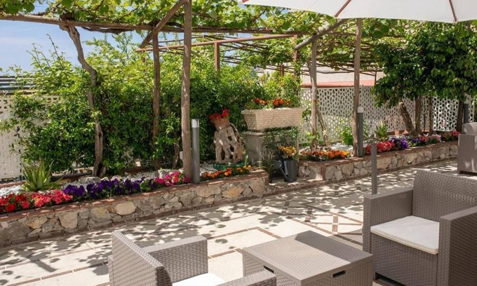 San Lazzaro House | The Courtyard/2-Bedroom House