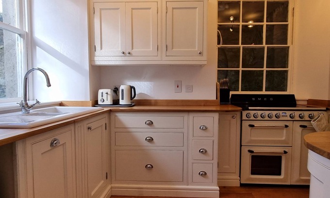 Strangford Apartment | The Courtyard, Strangford - Lovely Large Apartment