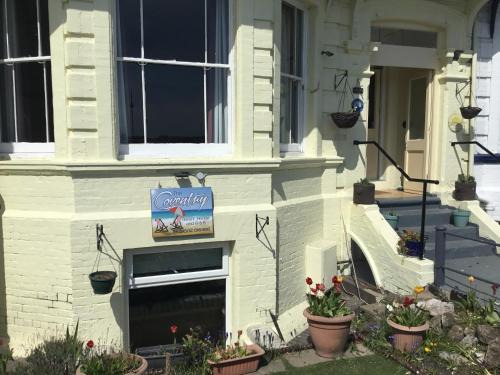Lowestoft Bed & Breakfast | The Coventry Guest House
