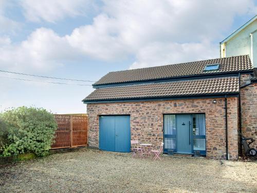 Crediton House | The Cow Shack