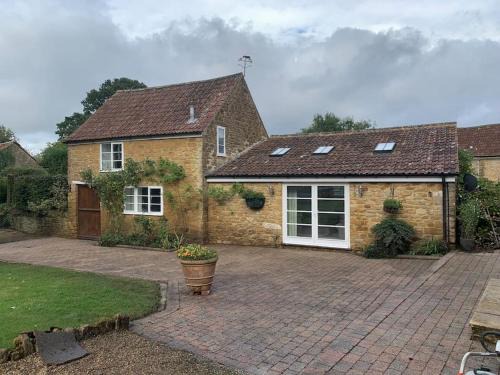 Odcombe Apartment | The Cow Shed at Bank Farm