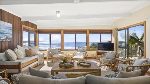 Valla Beach House | The Cowrie House - Ocean Views, Village, Surf