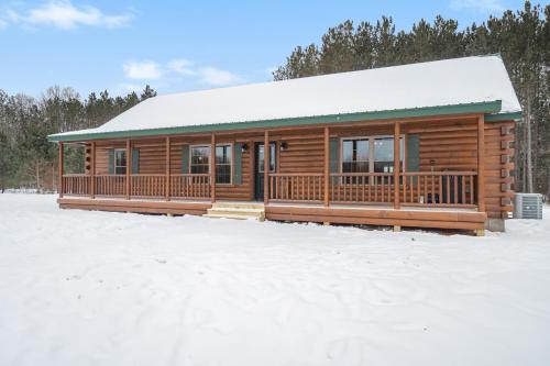 Thompsonville House | The Cozy Cabin