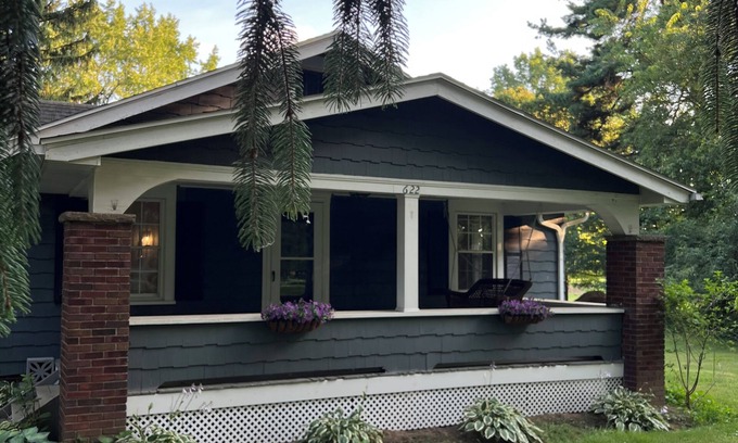 Canton House | The Cozy Cottage welcomes you!