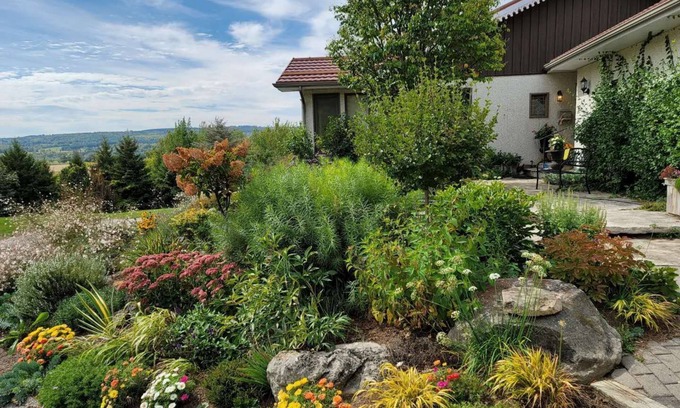 Creemore House | The Creemore Retreat, A Private, Natural Wonderland