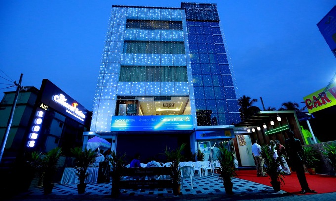 Kalamassery Hotel | The Crescent Suites